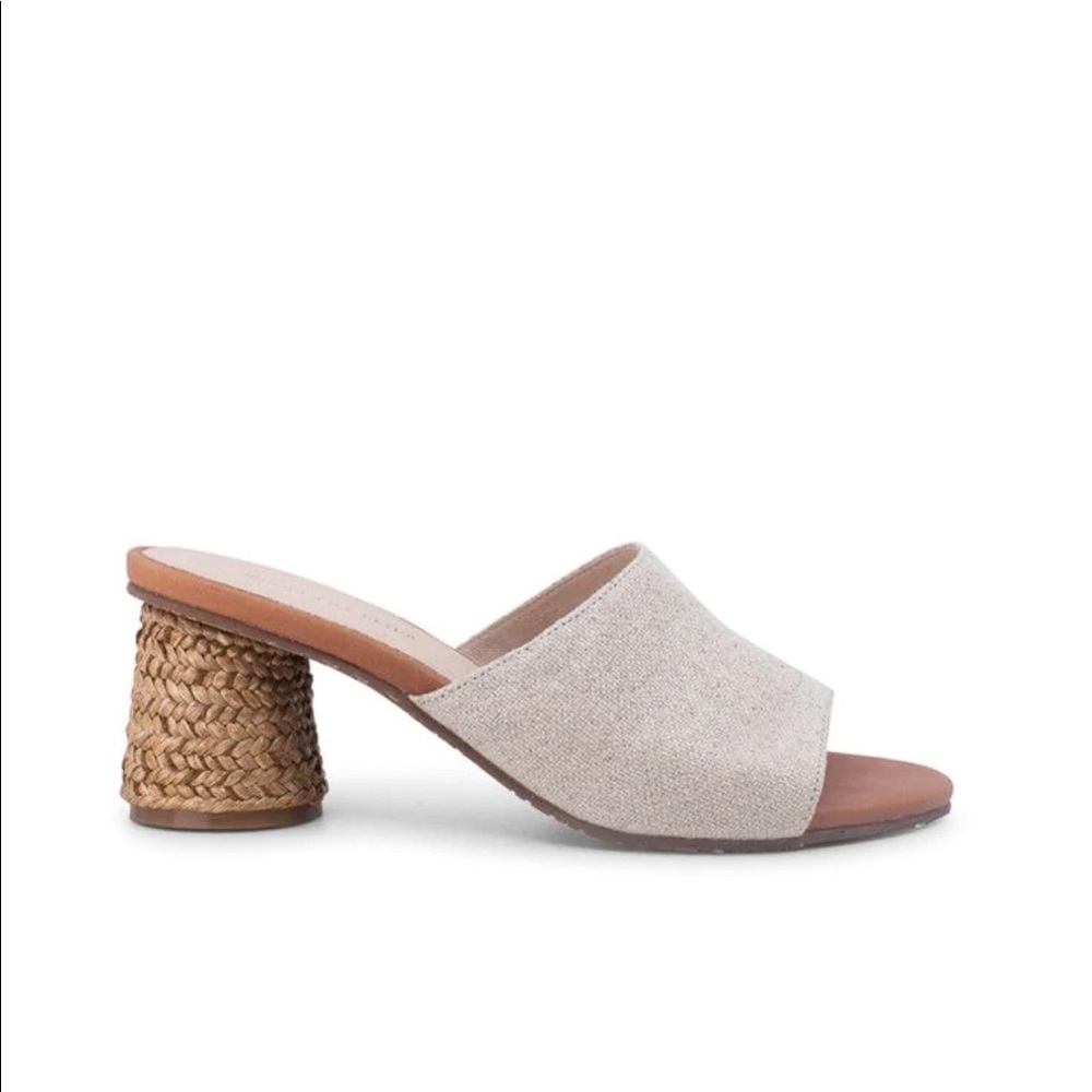 Chocolate Blu Baylee sandal